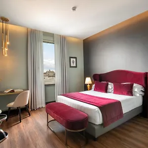 Otel The Guardian