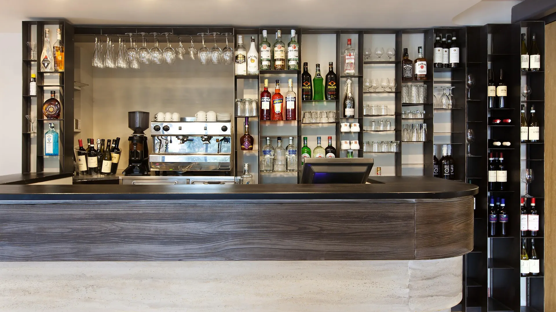 The Smooth Rome Hotel