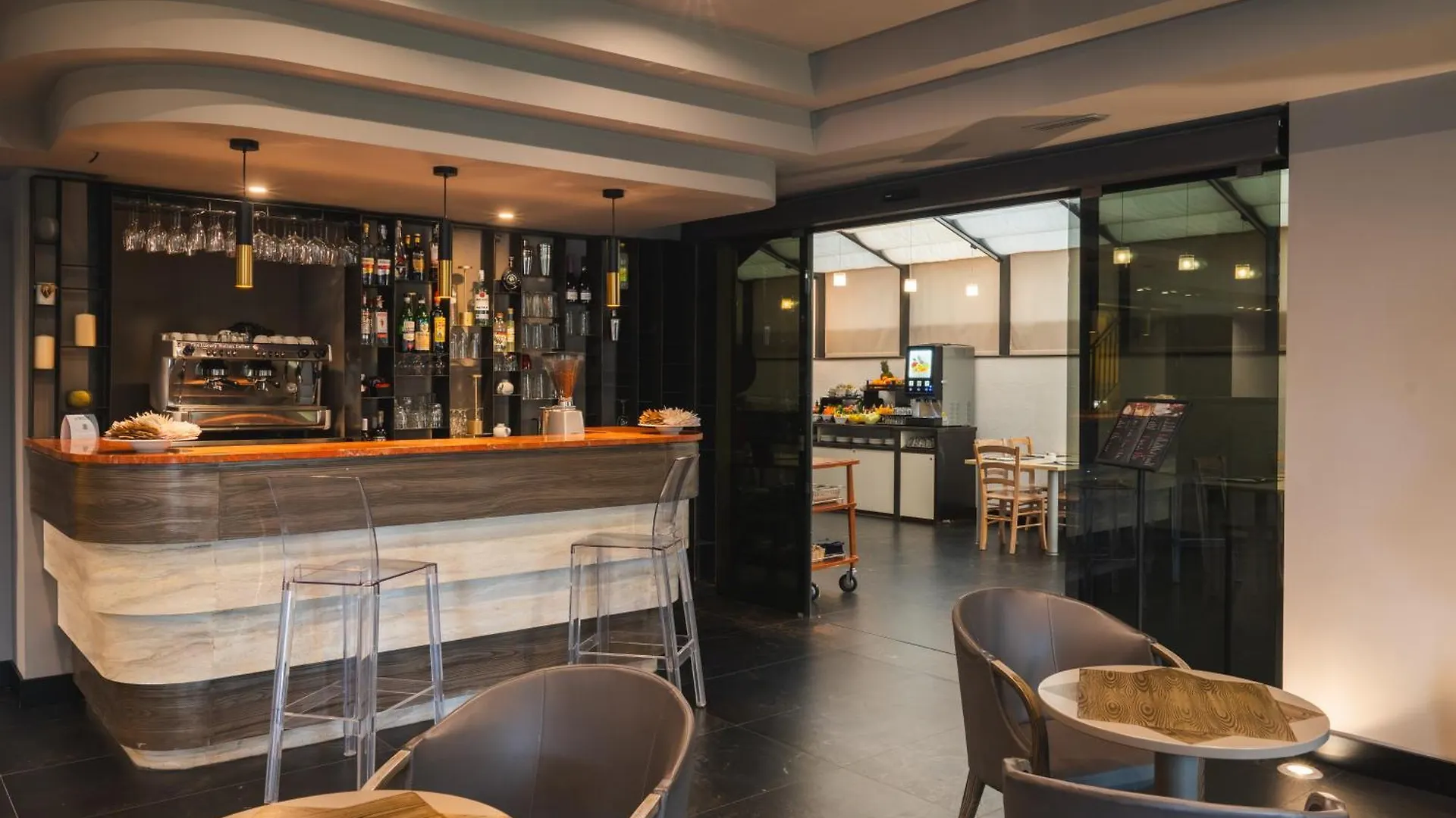 The Smooth Rome Hotel
