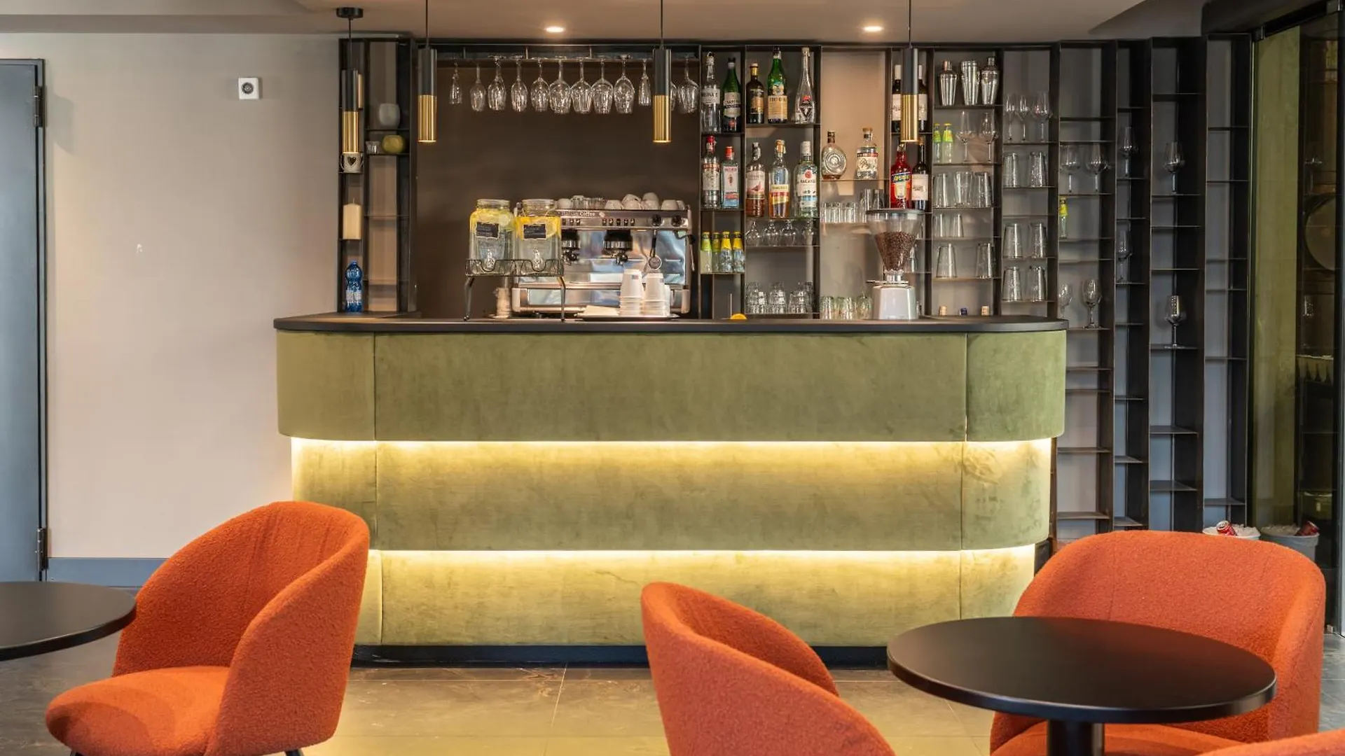 The Smooth Rome Hotel