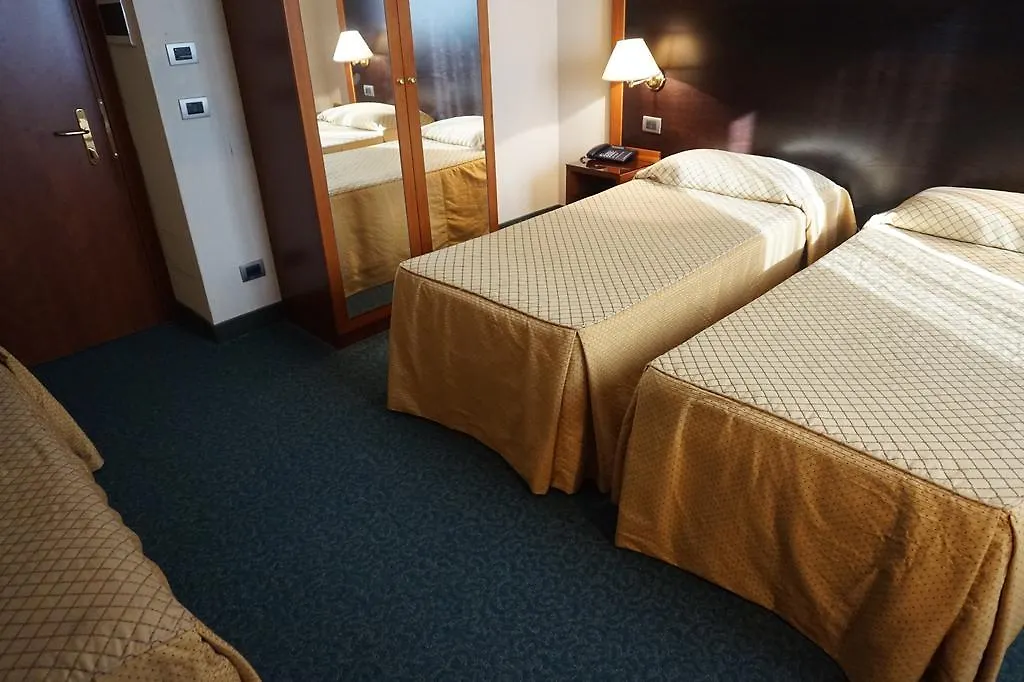 The Smooth Rome Hotel