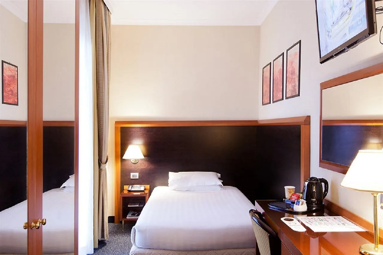 The Smooth Rome Hotel